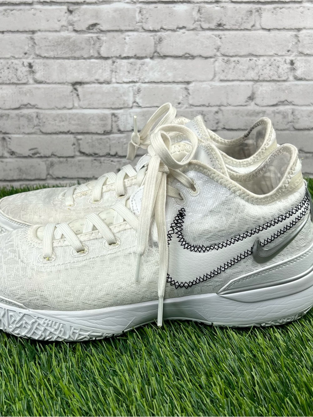 Nike LeBron NXXT Gen Shoes Mens Size 8.5 White Basketball Sneakers DR8784-101